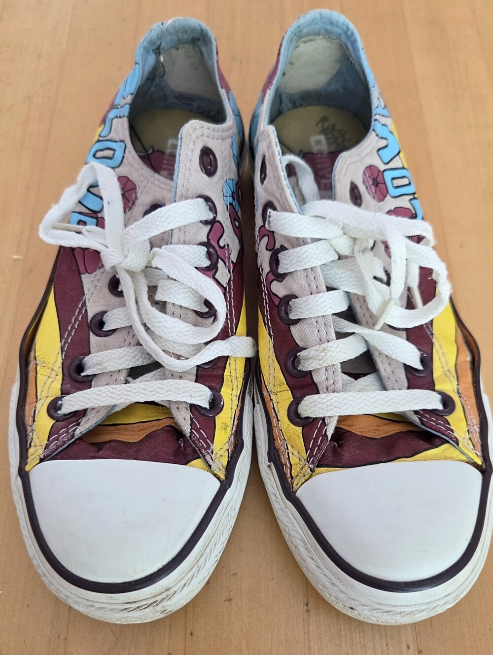 CONVERSE ALL STAR SNEAKERS Women's Sz 7 DISTRESSED WORN worn Peace & Love